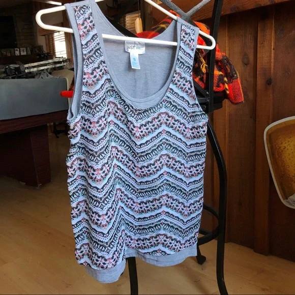 cute tank top - Picture 4 of 6